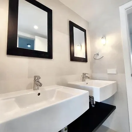 Charming In With Private Parking * Mojacar